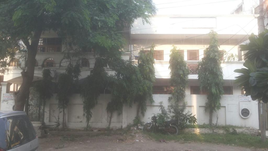 Heritage Inn Ghaziabad Esterno foto